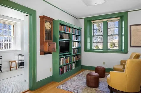 238 Highland Road Tiverton RI 02878