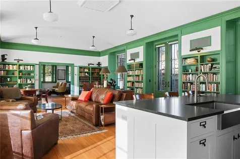 238 Highland Road Tiverton RI 02878