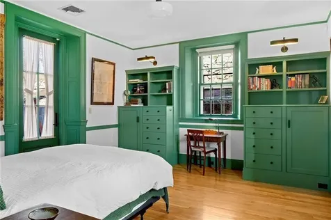 238 Highland Road Tiverton RI 02878