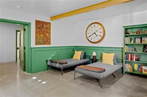 238 Highland Road Tiverton RI 02878