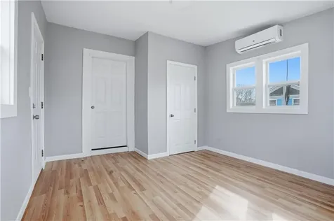 79 Bellevue Avenue Warwick RI 02888