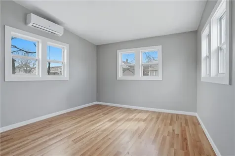79 Bellevue Avenue Warwick RI 02888
