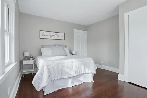 79 Bellevue Avenue Warwick RI 02888