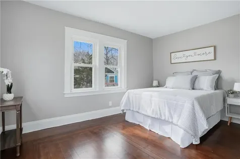 79 Bellevue Avenue Warwick RI 02888