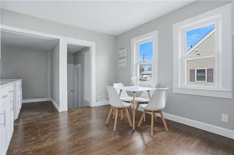 79 Bellevue Avenue Warwick RI 02888