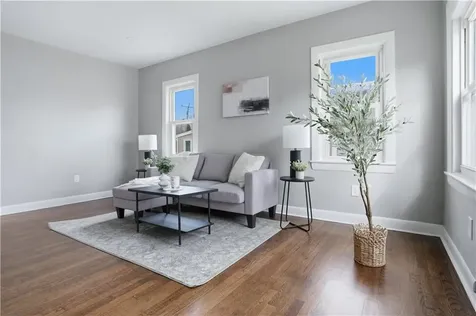 79 Bellevue Avenue Warwick RI 02888