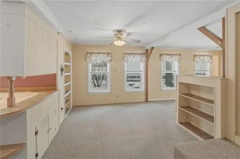 131 Columbia Street South Kingstown RI 02879