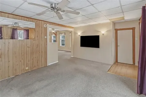 131 Columbia Street South Kingstown RI 02879