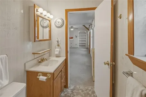 131 Columbia Street South Kingstown RI 02879