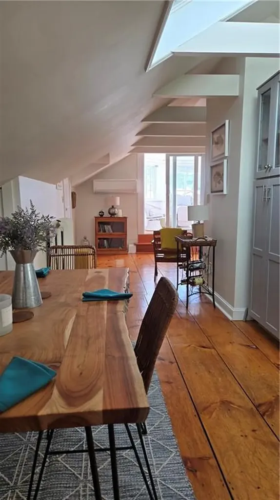 42 Kay Street Newport RI 02840
