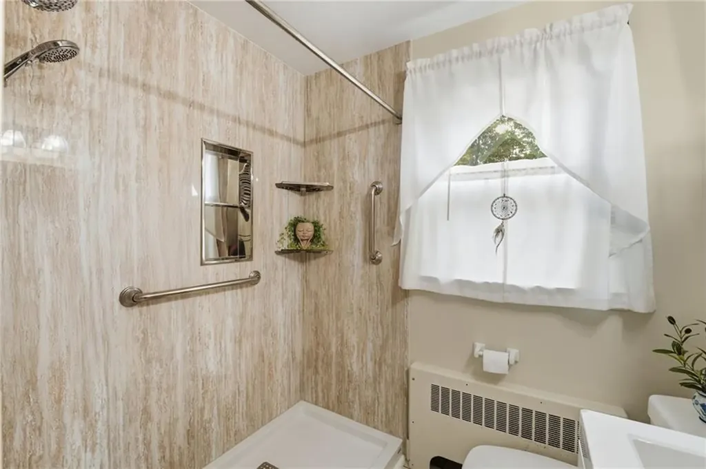 19 Beatrice Avenue Warwick RI 02889