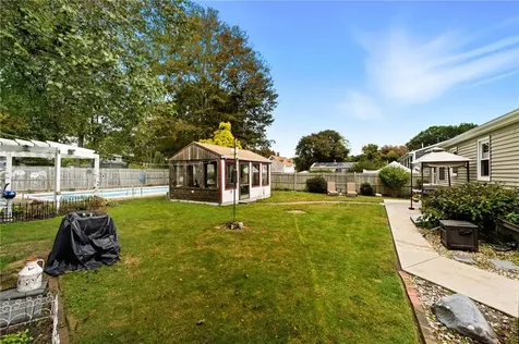 19 Beatrice Avenue Warwick RI 02889