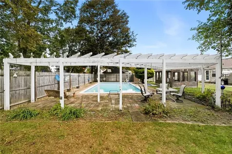 19 Beatrice Avenue Warwick RI 02889