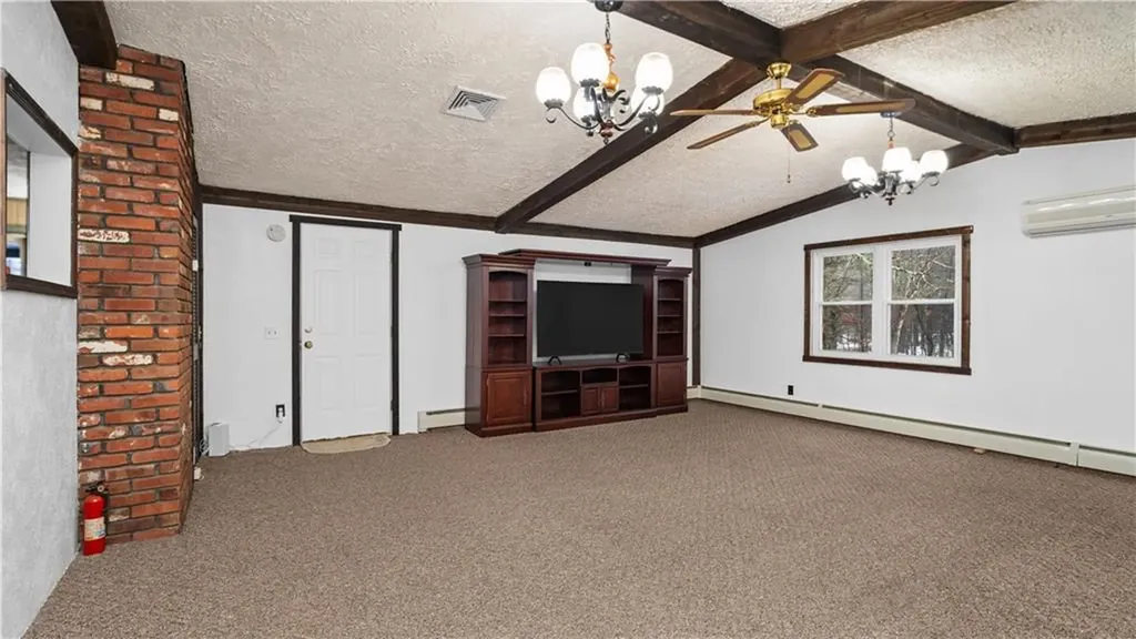 89 Carrs Pond Road West Greenwich RI 02817