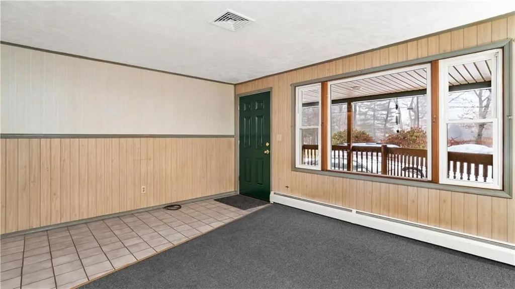 89 Carrs Pond Road West Greenwich RI 02817