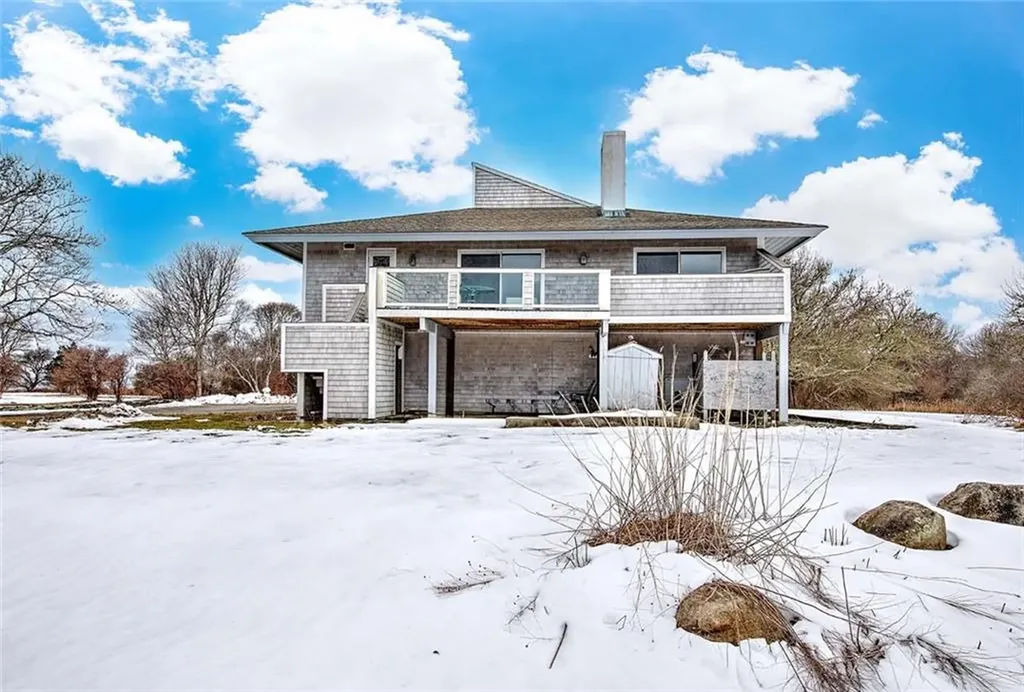 38 Old Bull Lane Little Compton RI 02837