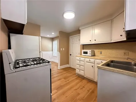 355 Church Avenue Warwick RI 02889