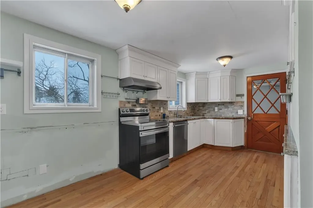 22 Rawlinson Drive Coventry RI 02816