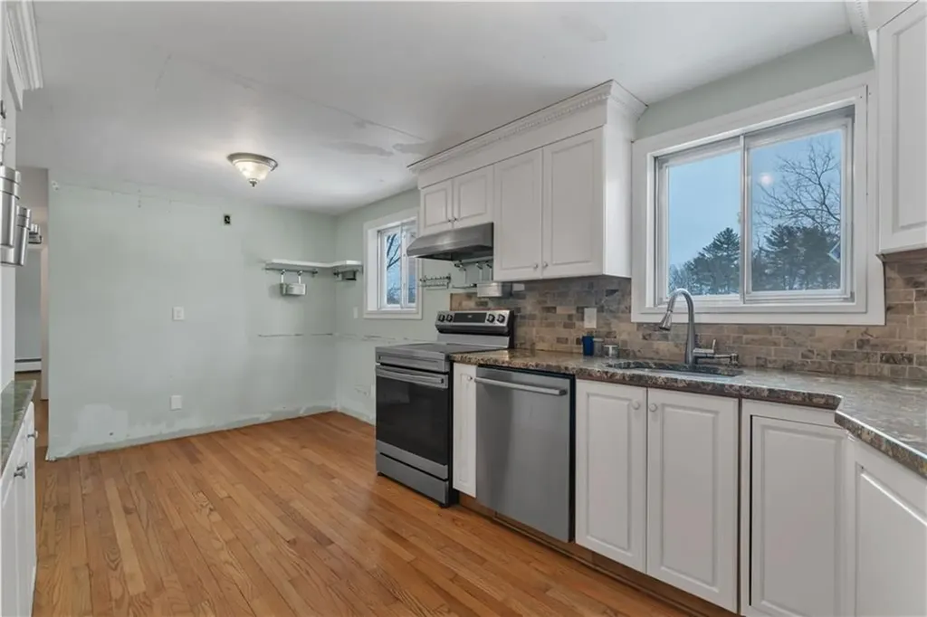 22 Rawlinson Drive Coventry RI 02816