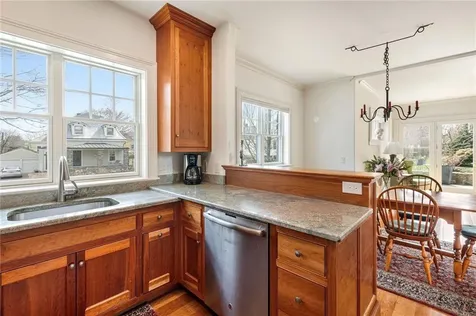 29 Prairie Avenue Newport RI 02840
