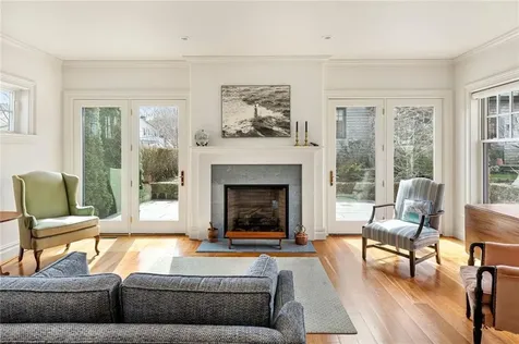 29 Prairie Avenue Newport RI 02840
