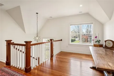 29 Prairie Avenue Newport RI 02840