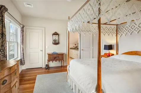 29 Prairie Avenue Newport RI 02840