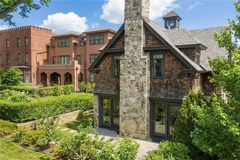 29 Prairie Avenue Newport RI 02840