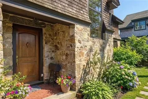 29 Prairie Avenue Newport RI 02840