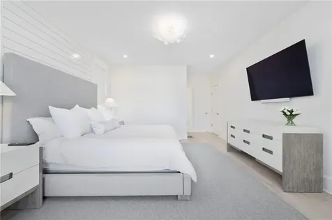 33 Carnegie Abbey Lane Portsmouth RI 02871