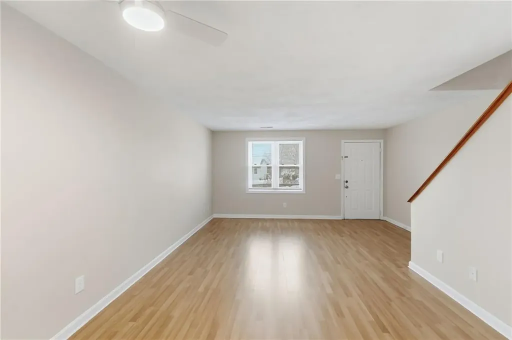 3399 Post Road Warwick RI 02886