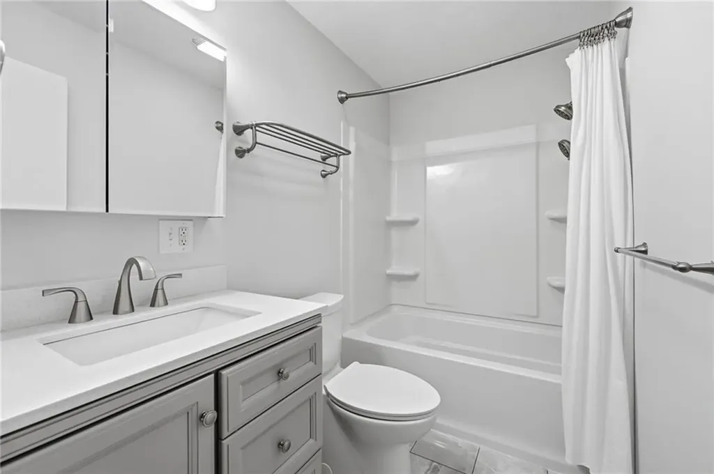 3399 Post Road Warwick RI 02886