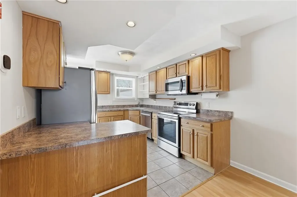 3399 Post Road Warwick RI 02886