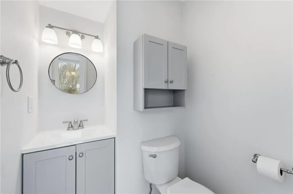 3399 Post Road Warwick RI 02886