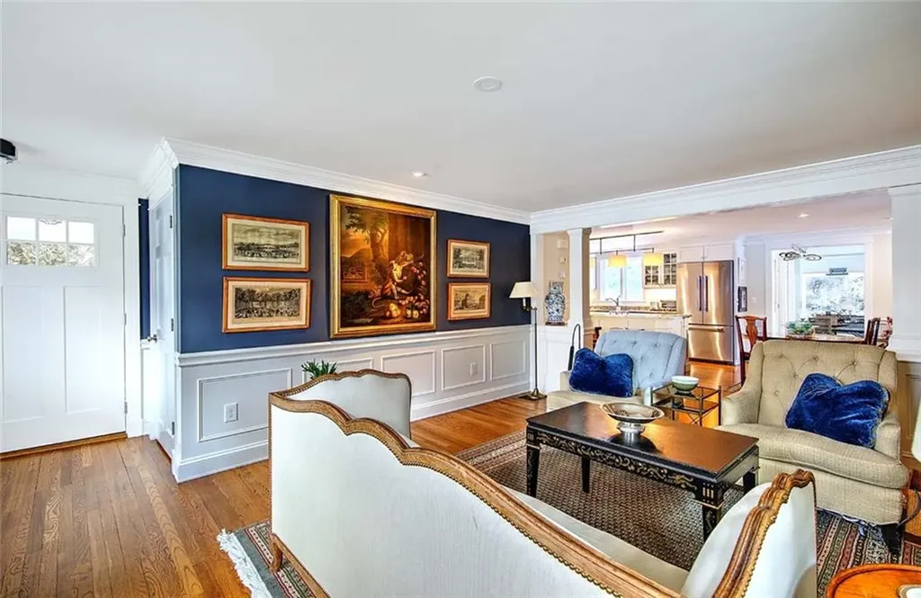 22 Lantern Lane Barrington RI 02806