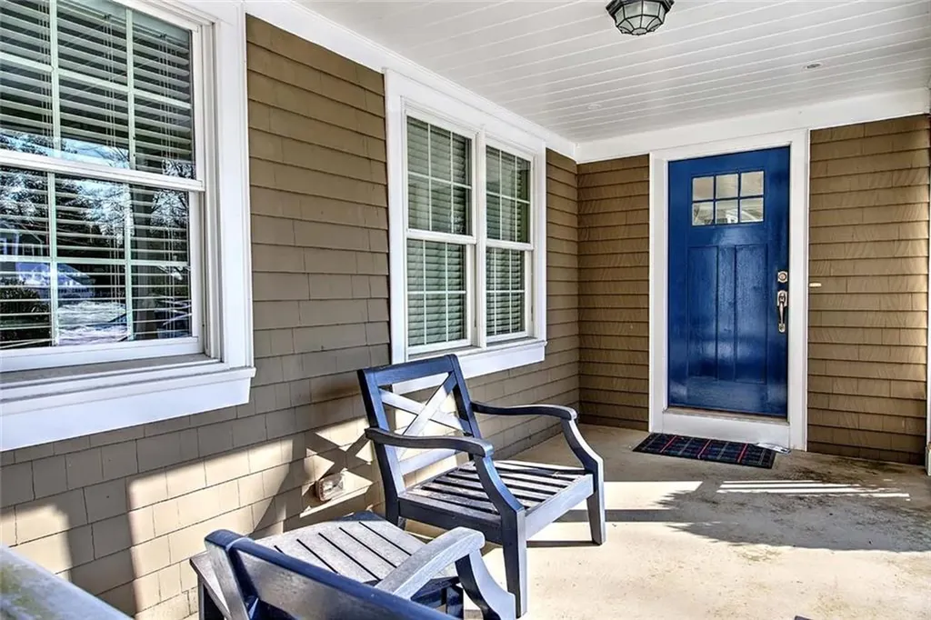 22 Lantern Lane Barrington RI 02806