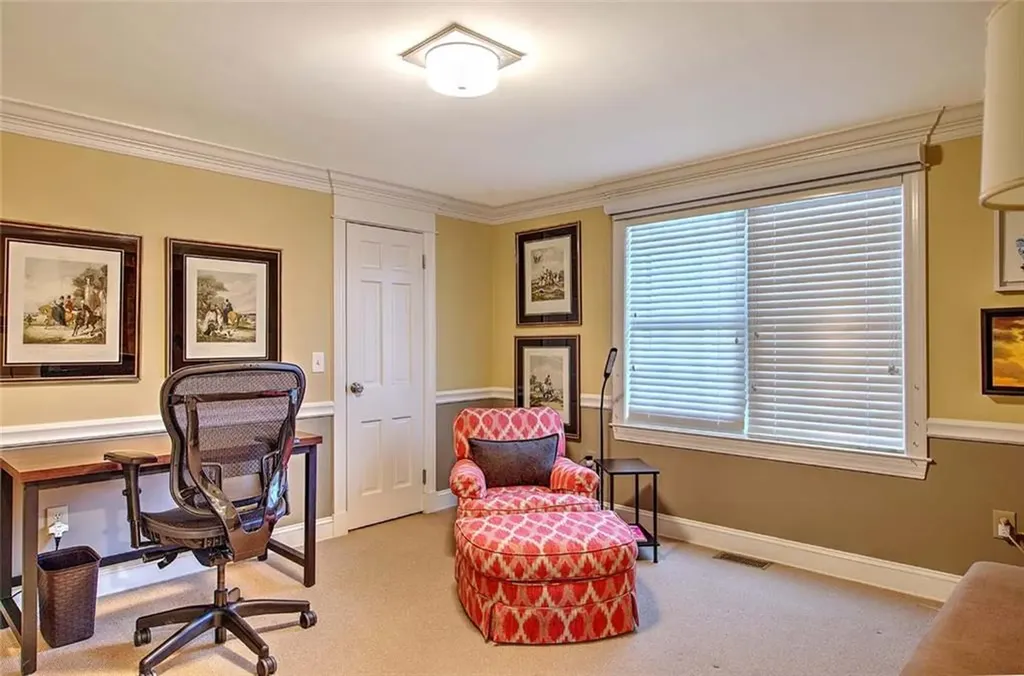 22 Lantern Lane Barrington RI 02806