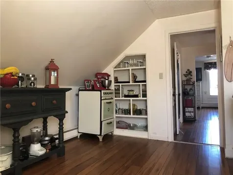 12 Washington Street Bristol RI 02809