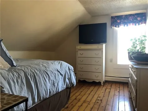 12 Washington Street Bristol RI 02809