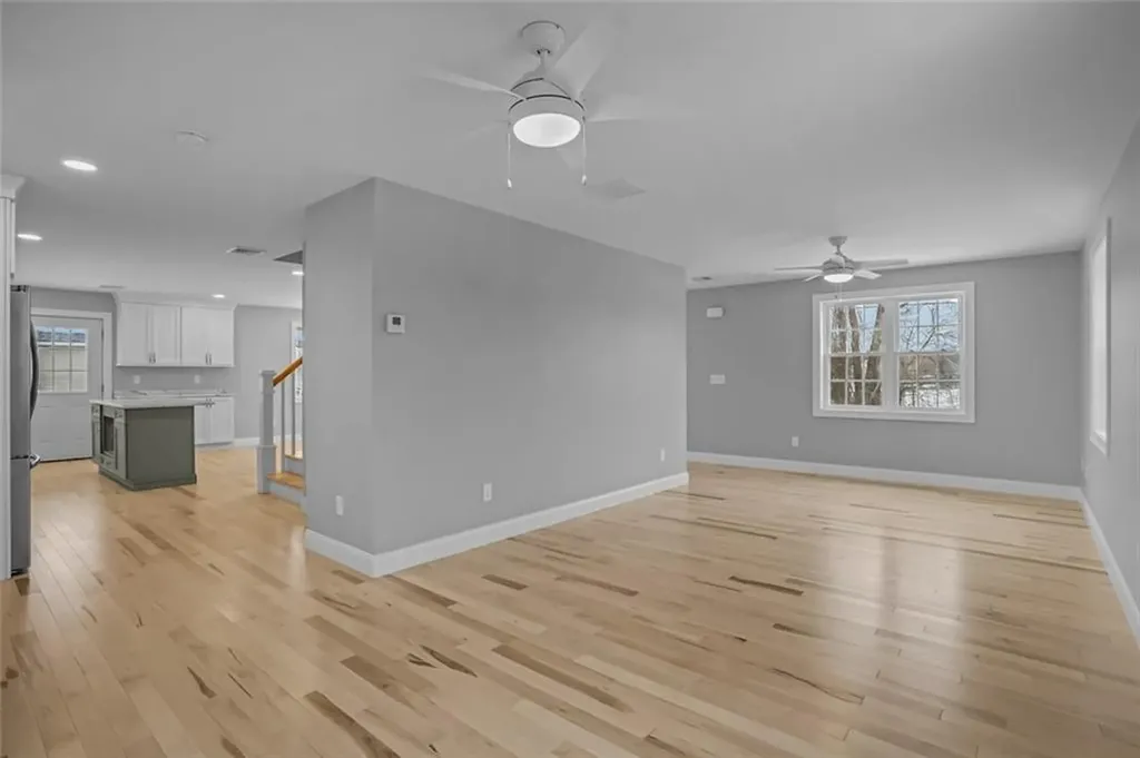 60 Bloor Street Warwick RI 02889