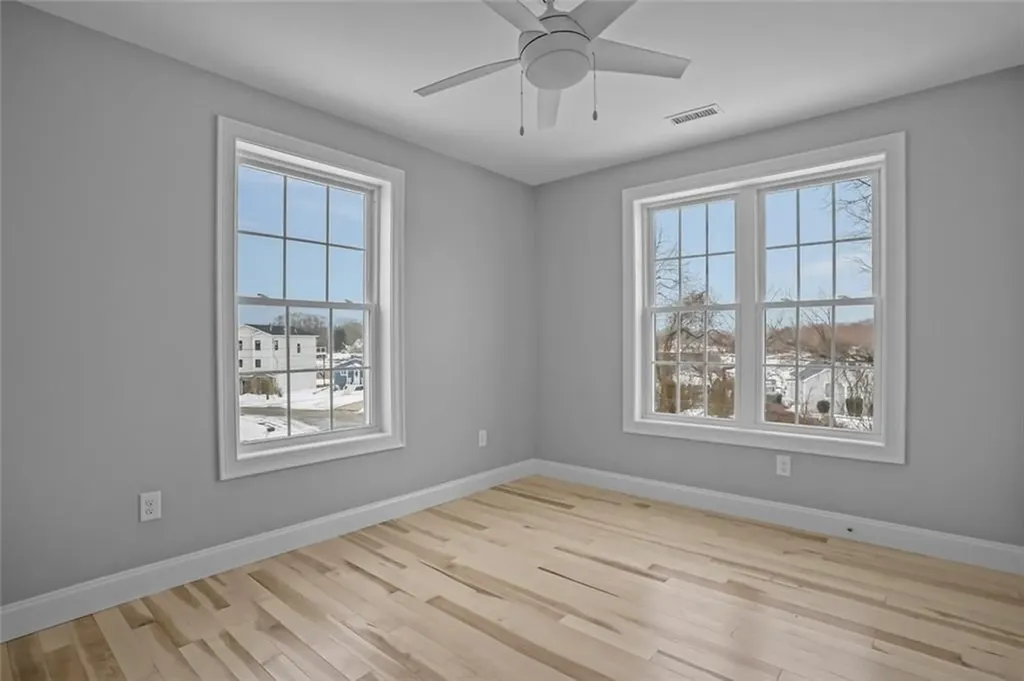 60 Bloor Street Warwick RI 02889