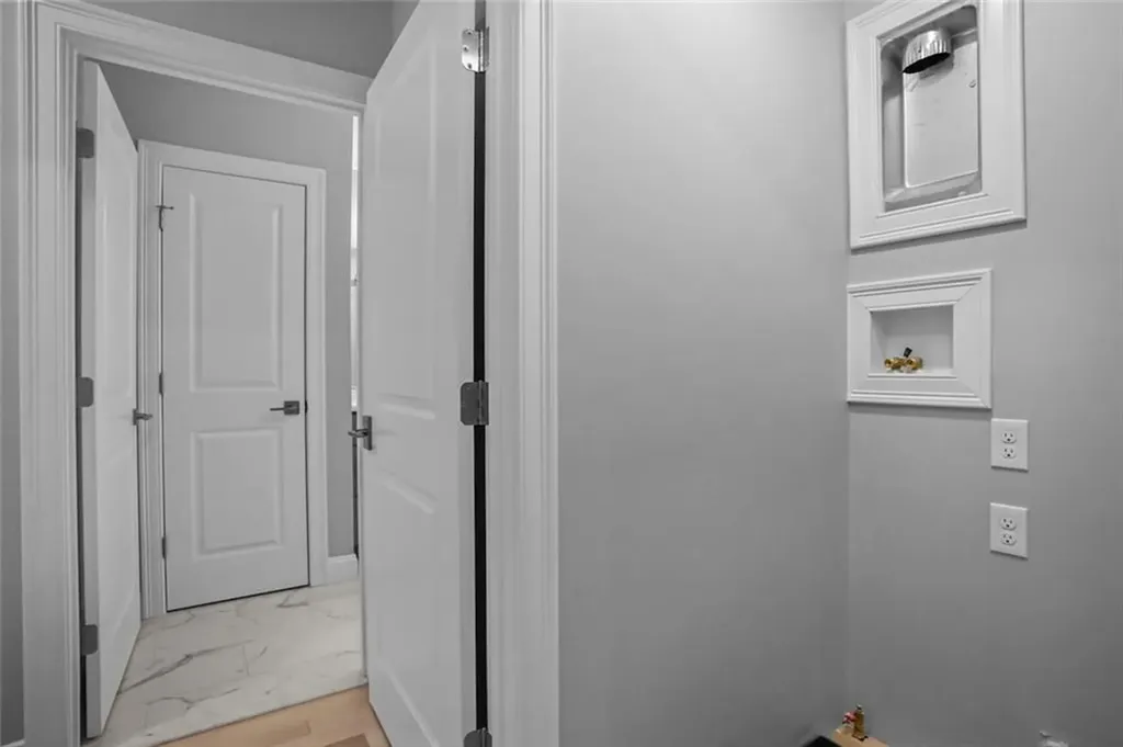 60 Bloor Street Warwick RI 02889