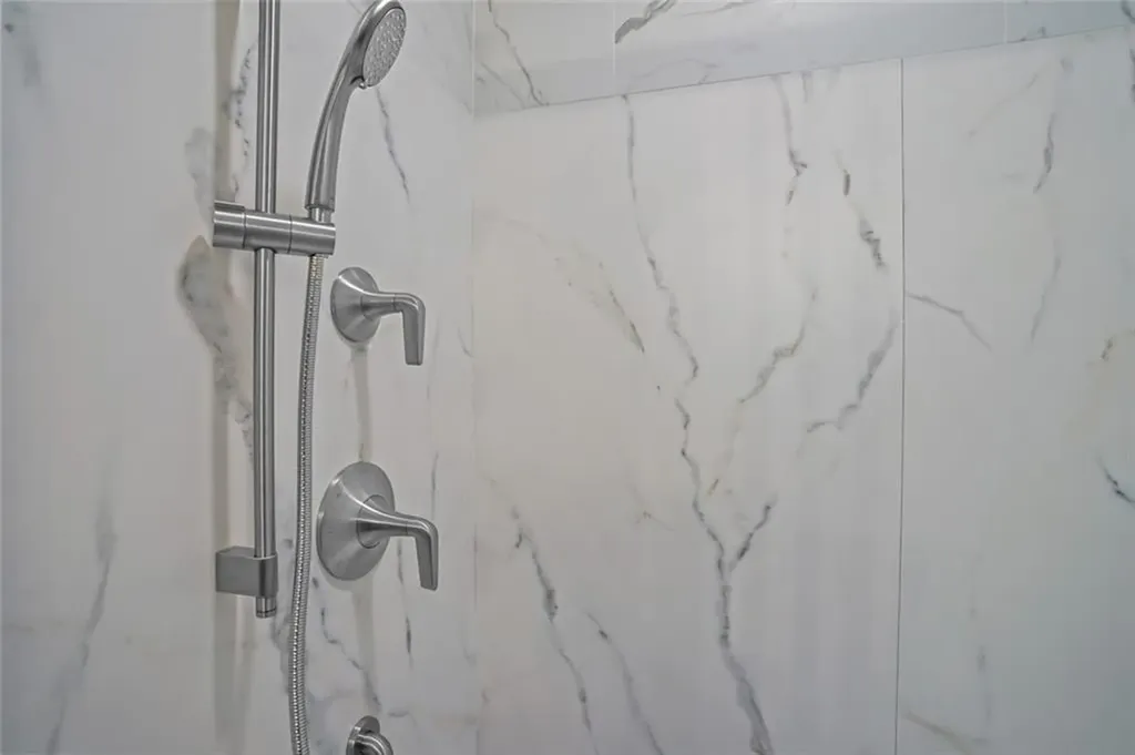 60 Bloor Street Warwick RI 02889