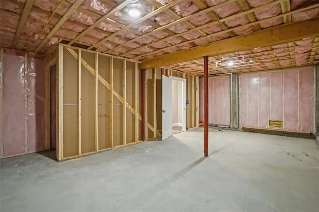 60 Bloor Street Warwick RI 02889