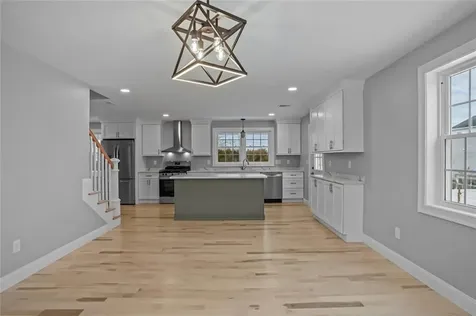 60 Bloor Street Warwick RI 02889