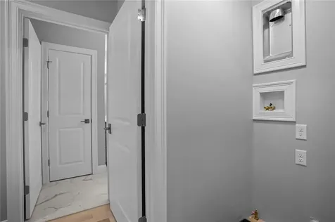 60 Bloor Street Warwick RI 02889