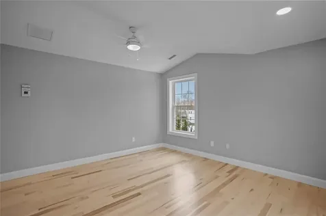 60 Bloor Street Warwick RI 02889