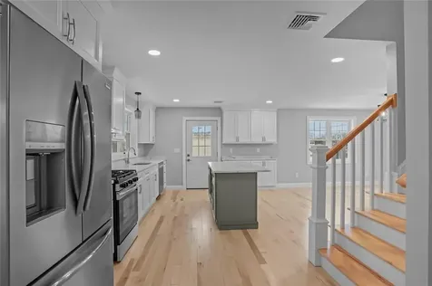 60 Bloor Street Warwick RI 02889