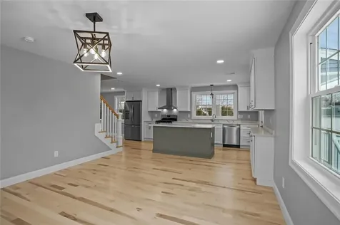 60 Bloor Street Warwick RI 02889