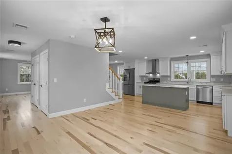 60 Bloor Street Warwick RI 02889